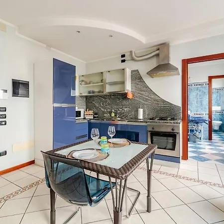 Apartment Nido Estense Ad Un Respiro Dal Castello