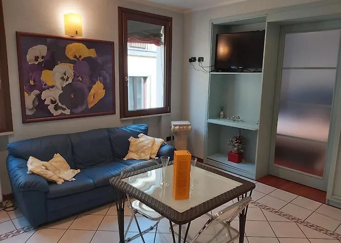 Apartment Nido Estense Ad Un Respiro Dal Castello *