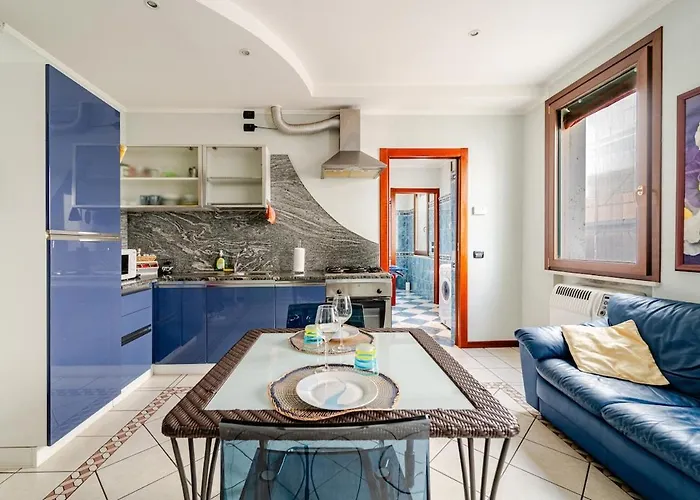 Nido Estense Ad Un Respiro Dal Castello Apartment